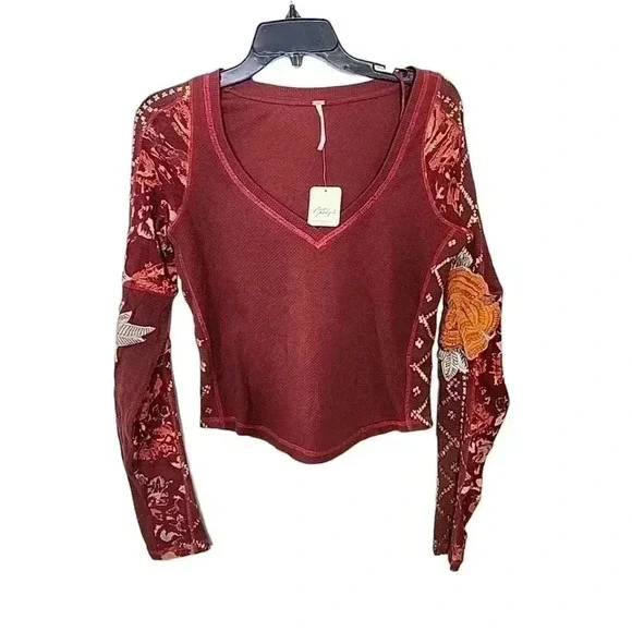 Free People Amara V-Neck Thermal Top in Garnet Grotto Size S Pullover Bl… - Picture 2 of 11